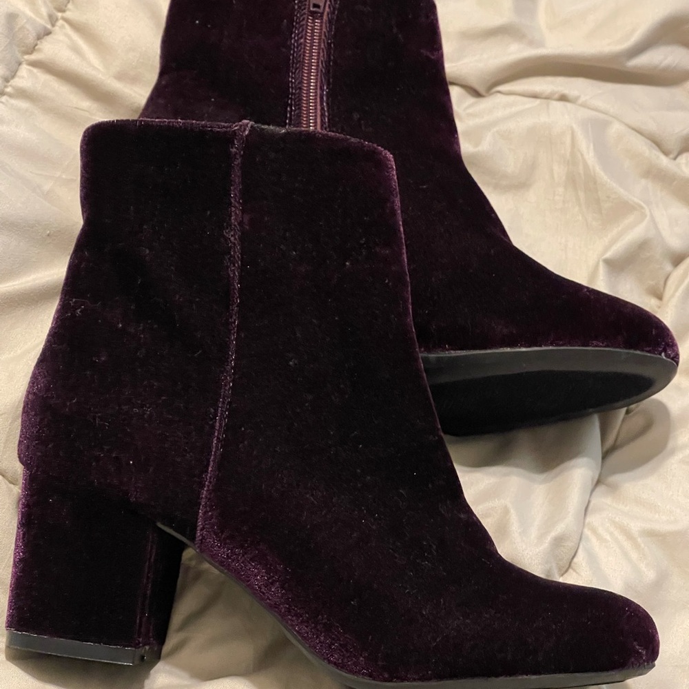 💜 Charming Charlie’s Purple Boots 💜